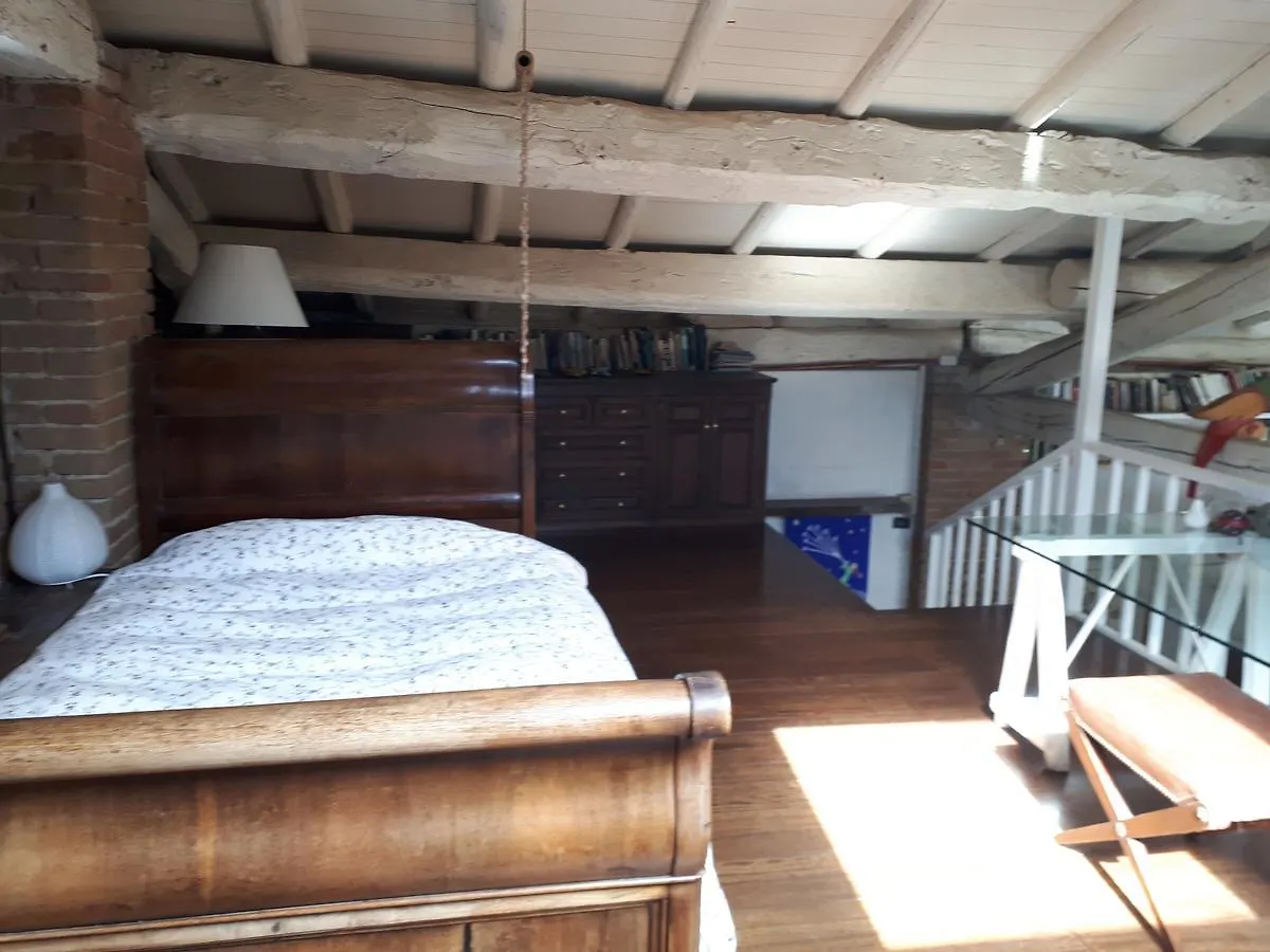 Вилла La Casa Sopra Le Nuvole Медезано